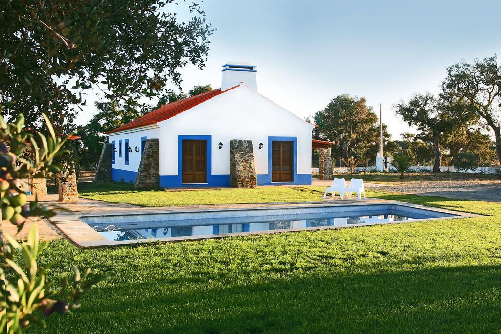 Monte Azul - Casas De Campo Do Junqueirinho Bicos Habitación foto